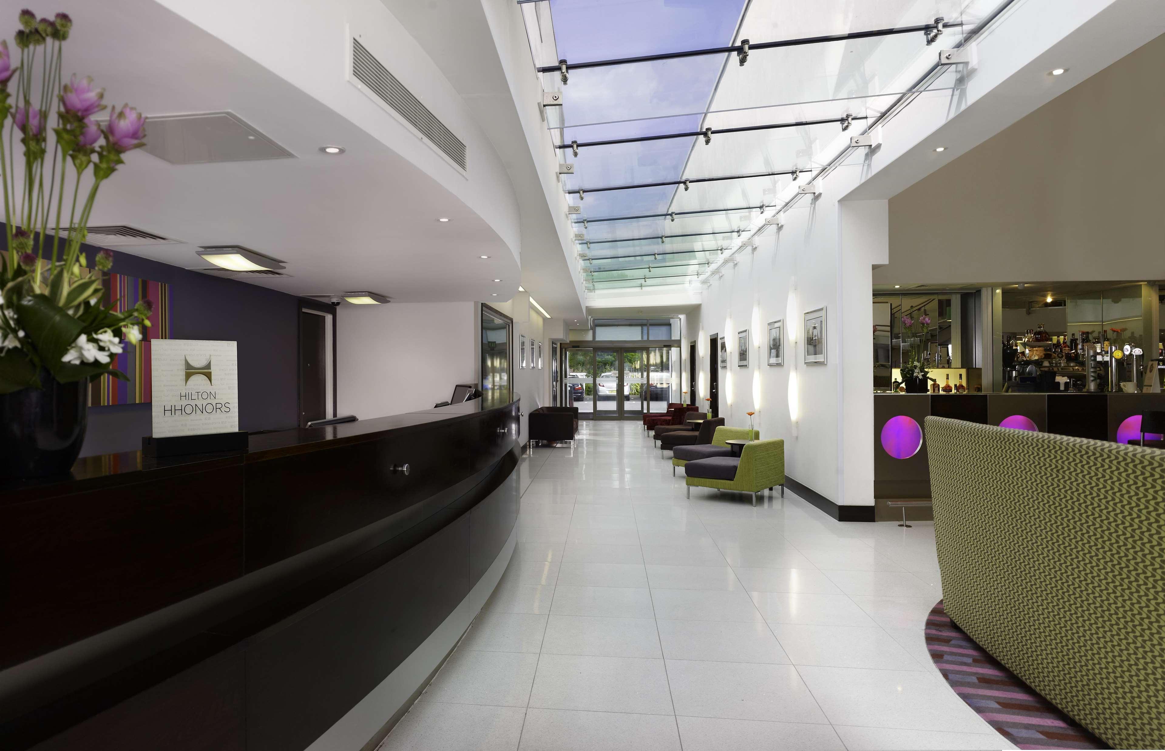 Doubletree By Hilton London Heathrow Airport Hotel Hillingdon Dalaman gambar